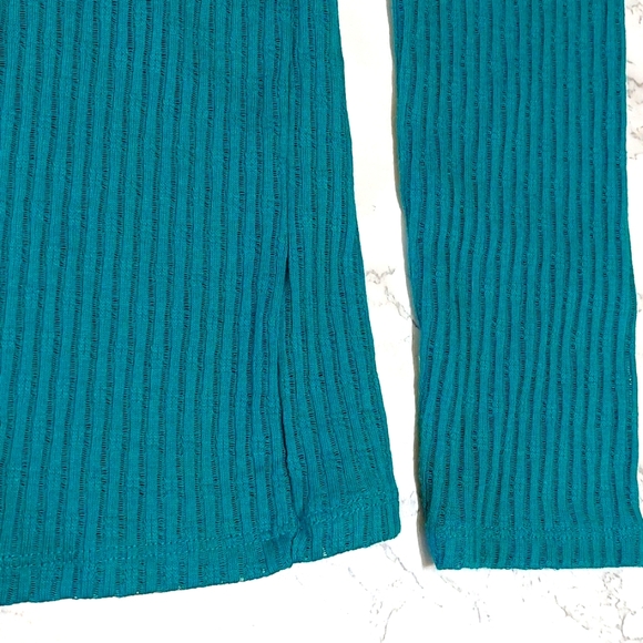 Pilcro green ribbed knit top, size M - Picture 6 of 6